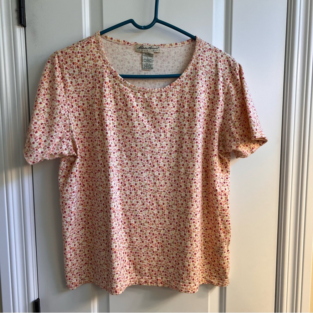 Eddie Bauer Vintage flower large Floral Women’s Tee